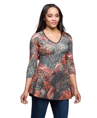 Women's Animal Print V Neck Three Quarter Sleeve Tunic Top