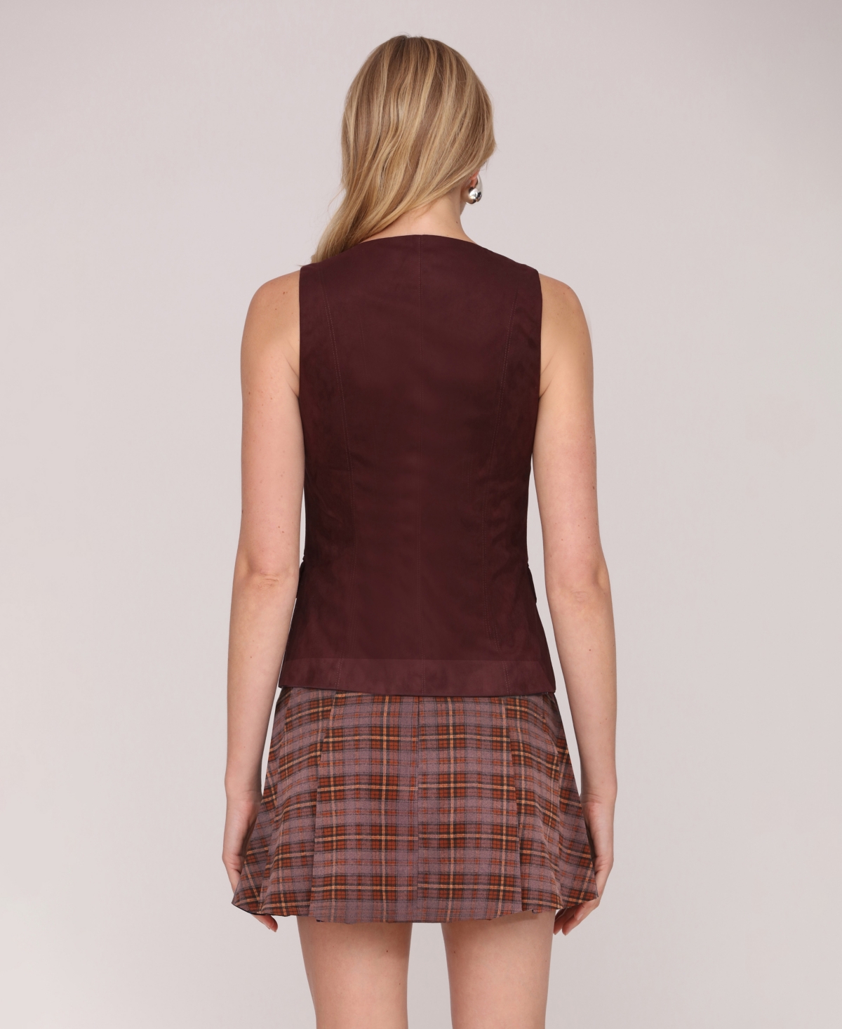 Avec Les Filles Faux Suede Vest In Burgundy