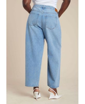 Women's Plus Size Relaxed Jean With Rhinestone Trim Pocket