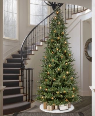 Puleo 9FT Pre-Lit Bradford Fir Artificial Christmas tree