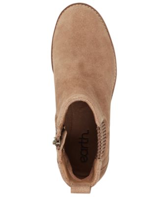 Women's Cassi Block Heel Chelsea Booties