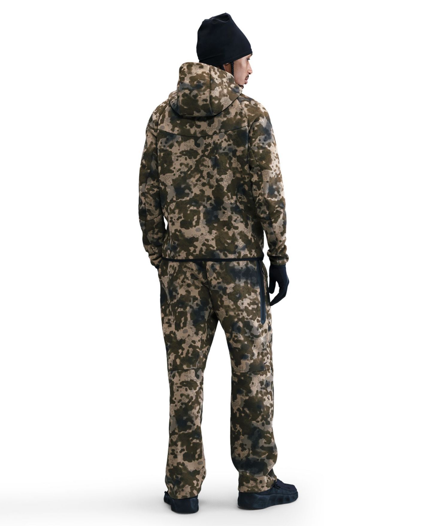 Мужские брюки Nike Tech Open-Hem Fleece Camo, цвет: Нейтральный оливковый / Чёрный — фото 5