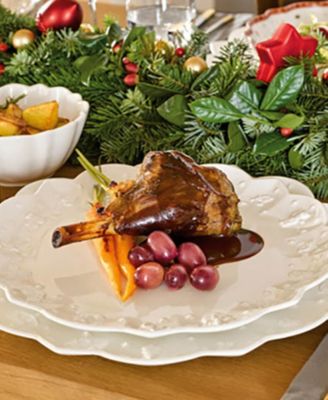 Toy's Delight Royal Classic Buffet Plate