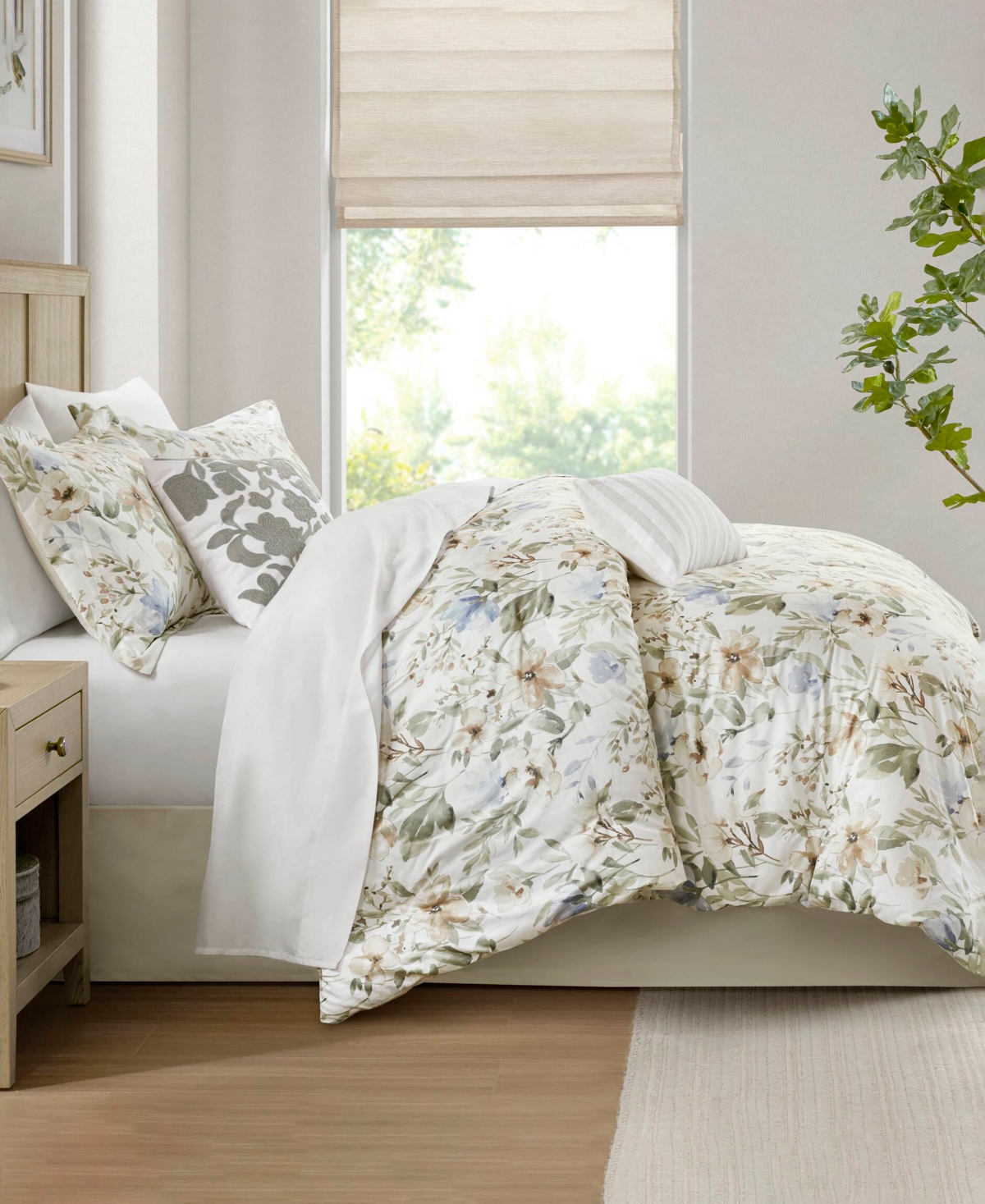 Harbor House Herbal Print Oversized 6-pc. Comforter Set, Cal King In Multi