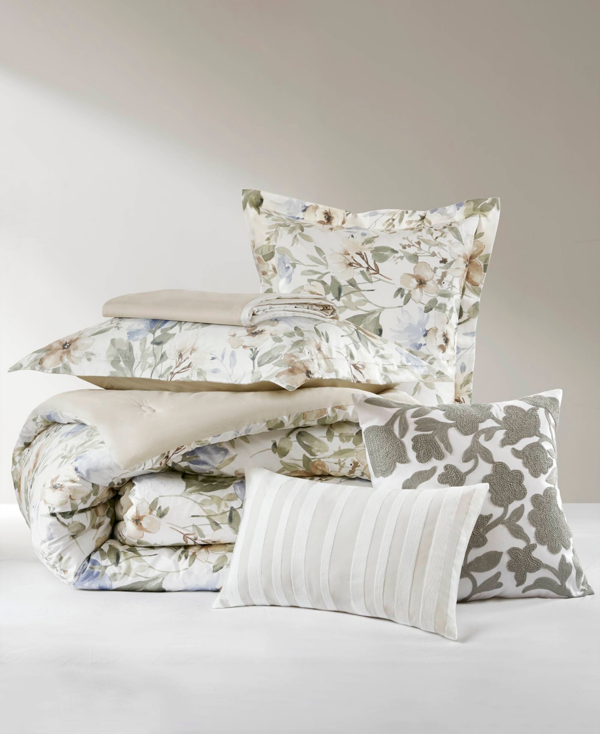 Harbor House Herbal Print Oversized 6-pc. Comforter Set, Cal King In Multi