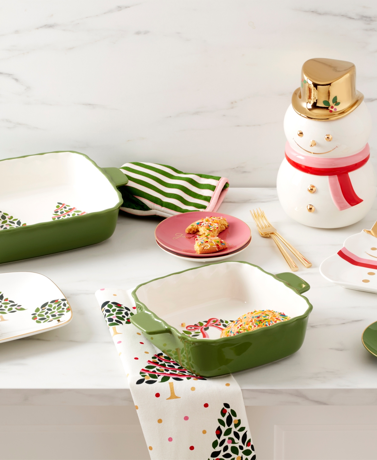 Kate Spade Evergreen Square Scallop Baking Dish In Green