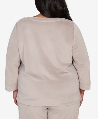 Plus Size Calm Luxe Shoulder Button Top