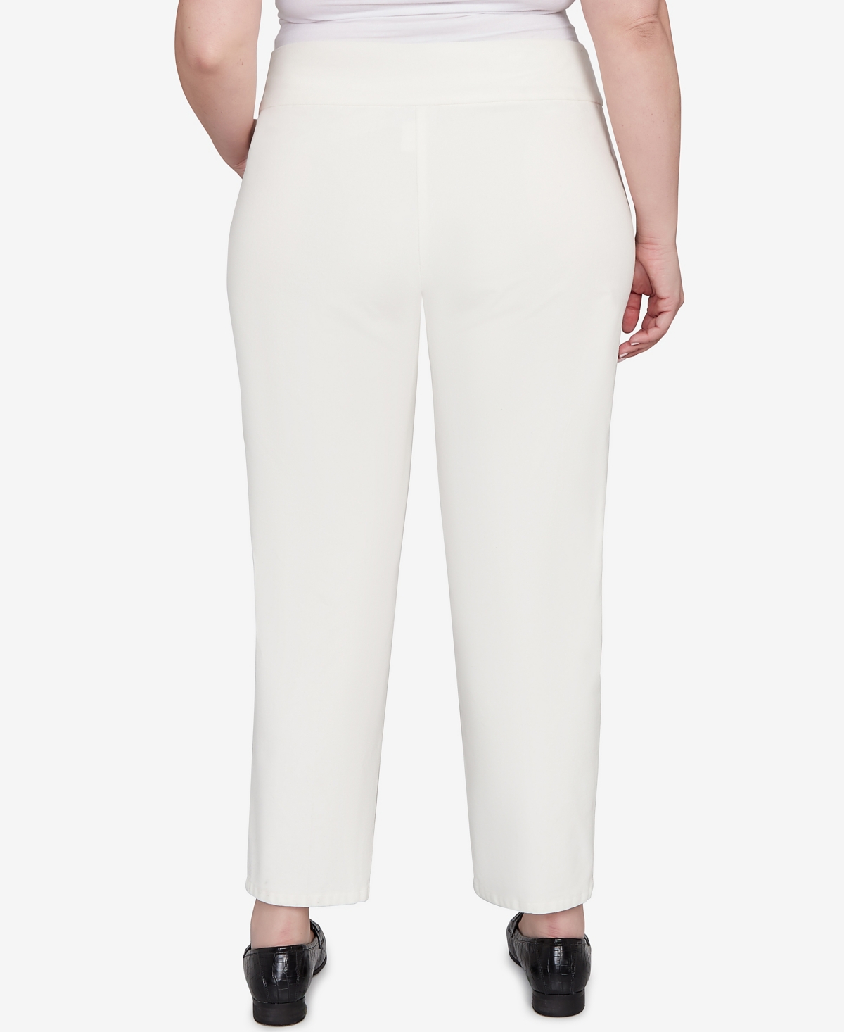 Alfred Dunner Plus Size Vienna Allure Fit Flat Front Corduroy Short Length Pant In White
