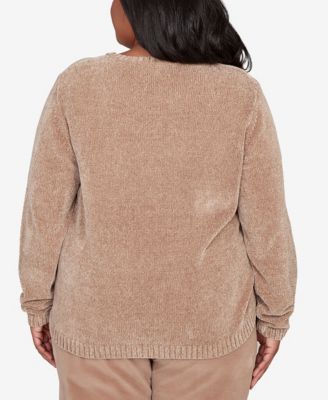 Plus Size Vienna Stitched Leaf Detail Chenille Sweater
