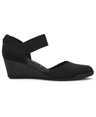 Women's Tiffany Wedge Heel Pumps