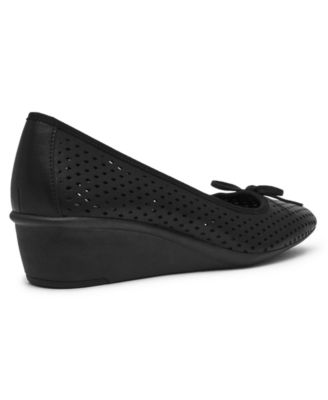 Women's Winslet Perforated Wedge Pumps