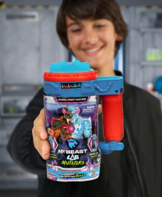 Beast Mutation S2 Assortment Chamber Playset