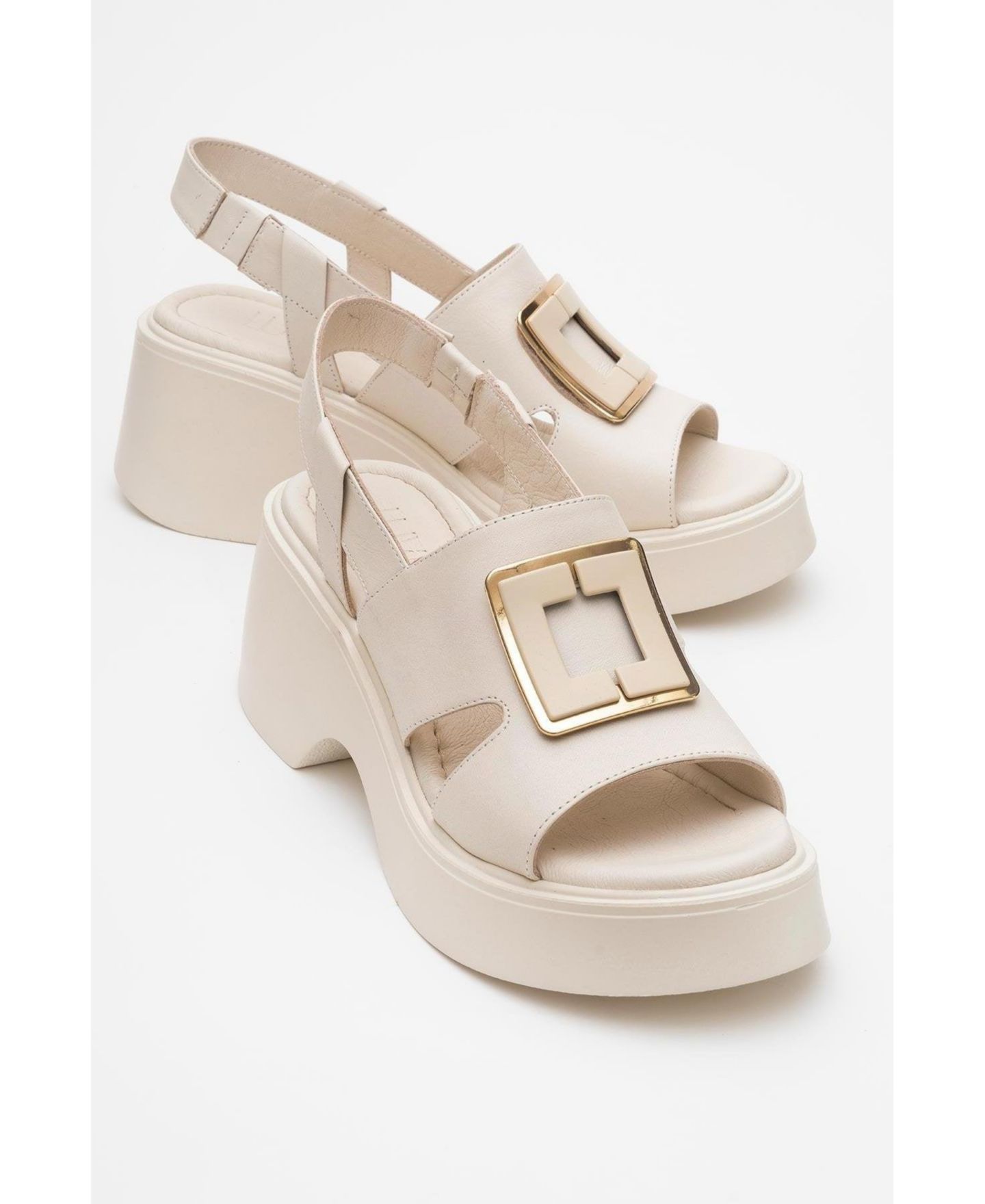 Женские сандалии Forever & Always Shoes Lucia Leather Buckle Platform Sandal (Women), цвет: Бежевый кожаный — фото 6