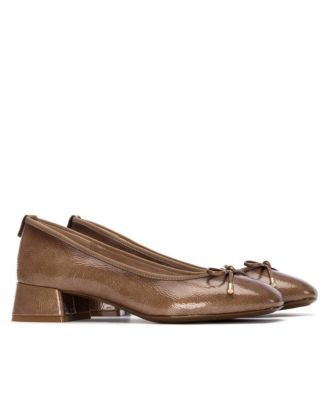 Women's Patent Leather Block Heel Pumps By XTI