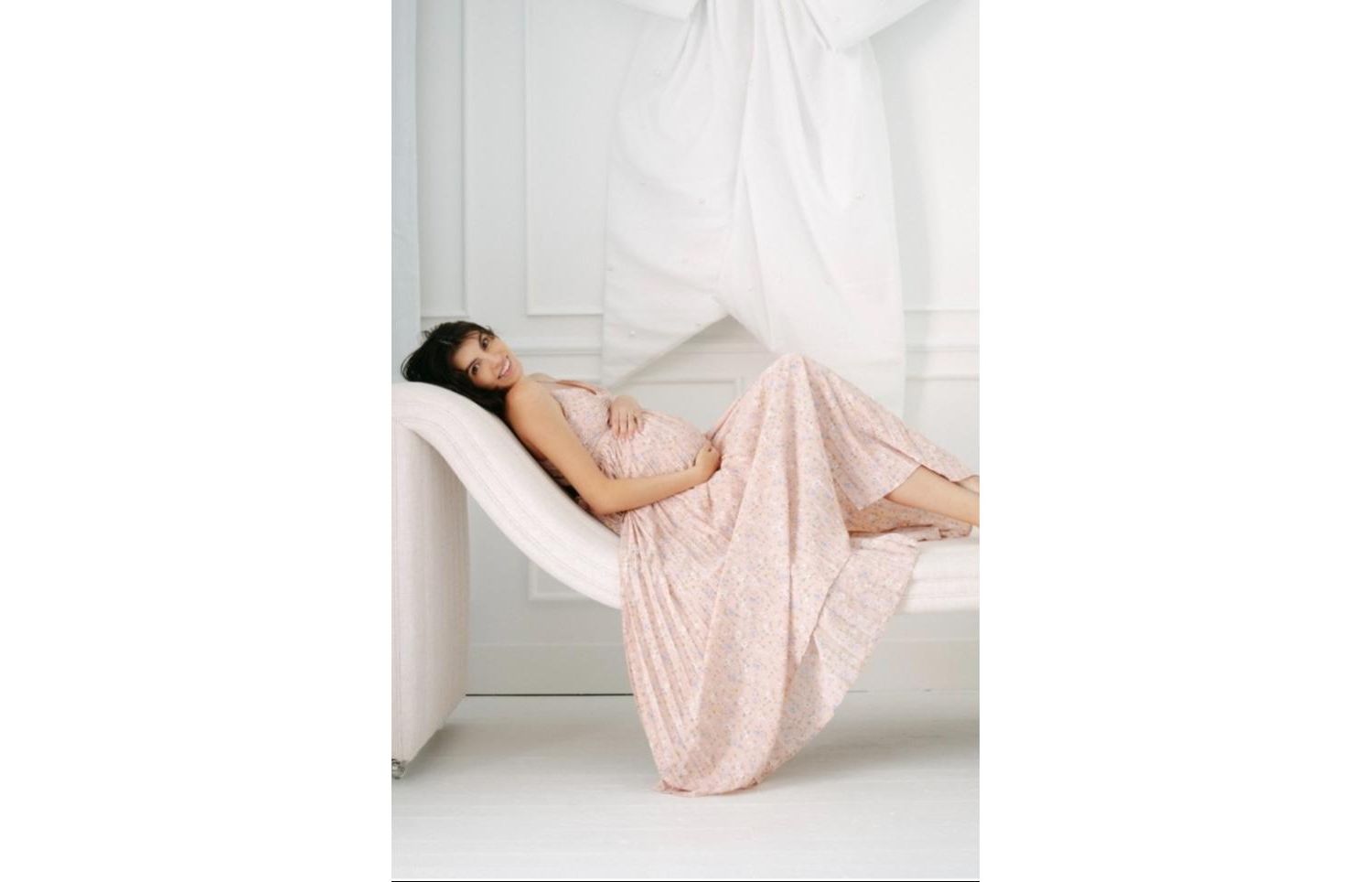 Women's Light Pink Floral Pleated Back Cutout Maxi Dress