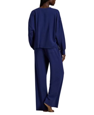Women's 2-Piece Crewneck Top and Pants Pajama Set