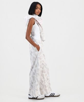 Juniors' Camo Print Wide-Leg Fleece Sweatpants