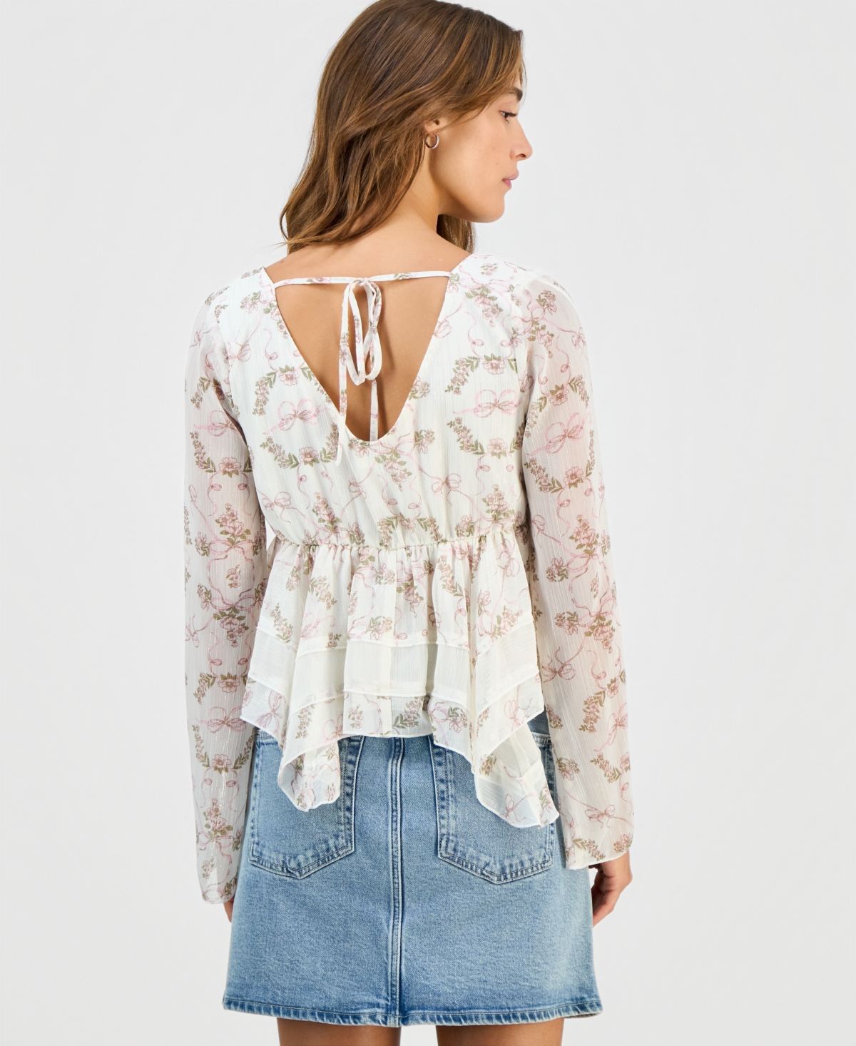 Self Esteem Juniors' Long-sleeve Hanky-hem Woven Top In White