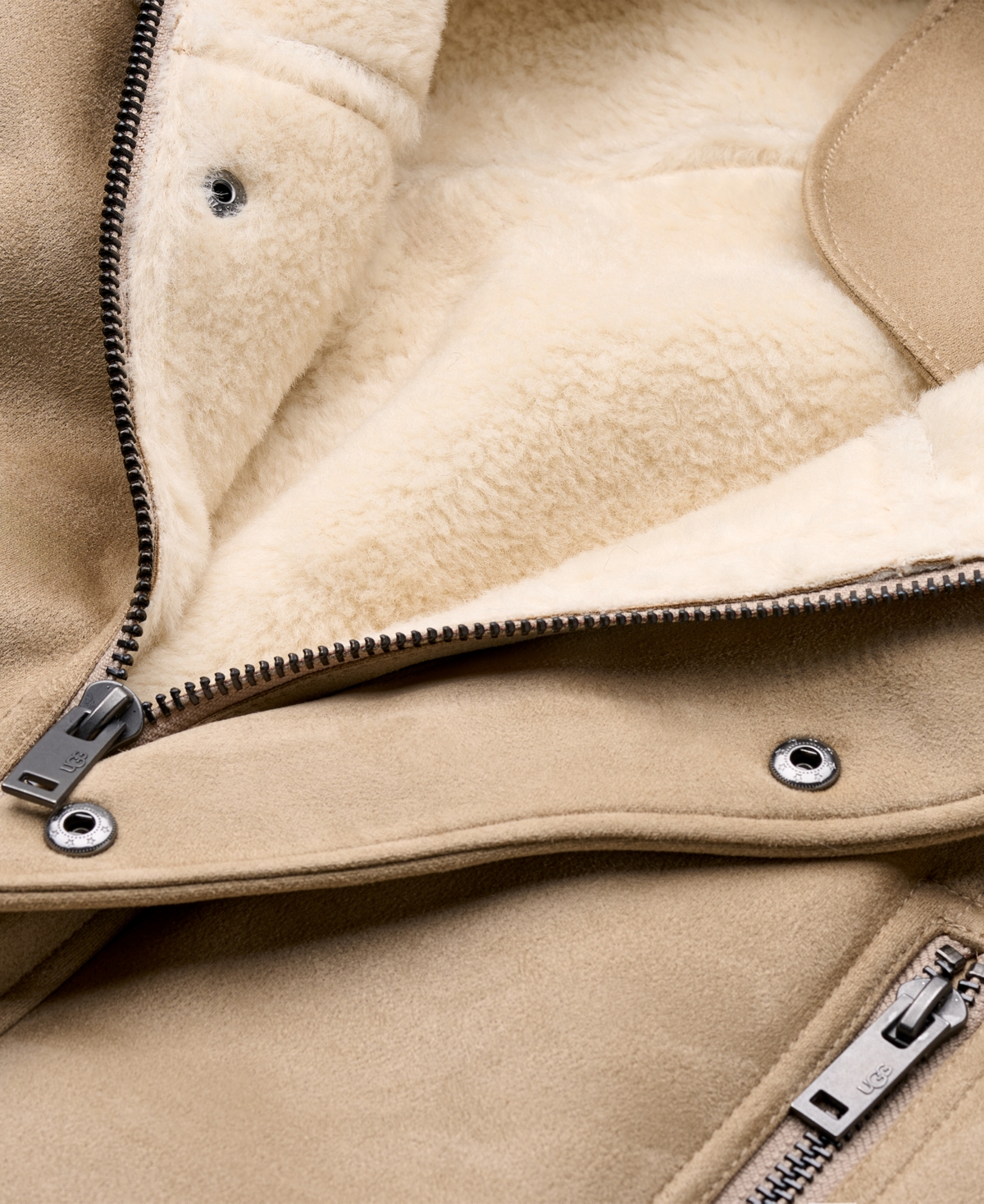 Ugg Men's Thayden Long Sleeves Luxe Fluff Jacket