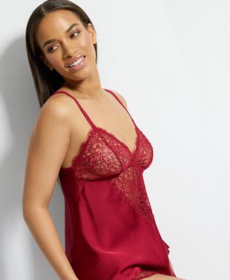 Women's It's On Lace Cami 911396