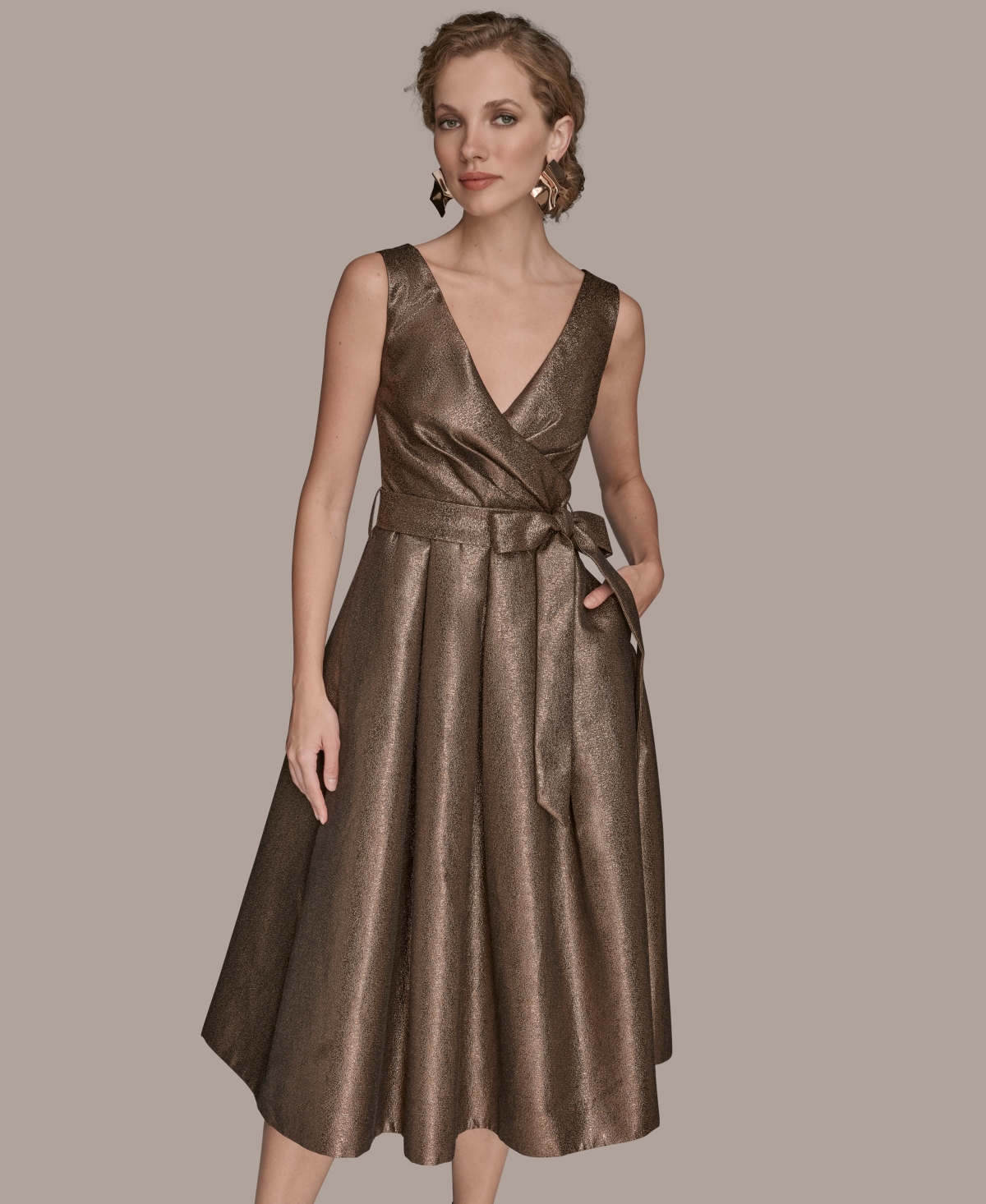 Donna Karan New York Women's V-Neck Sleeveless Dress
