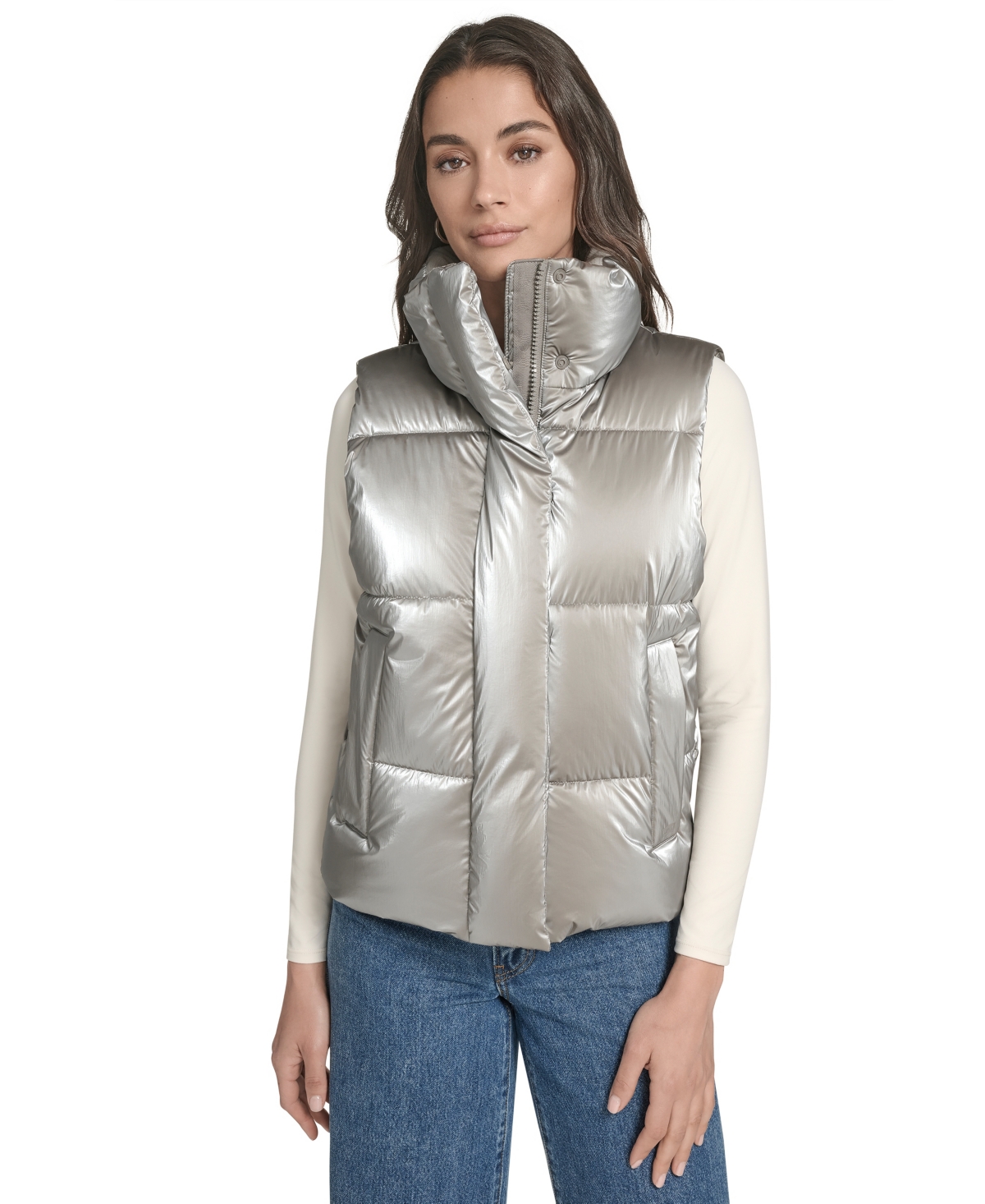 Levi's Women's Regular Stand Collar Puffer Vest Jacket In Silver
