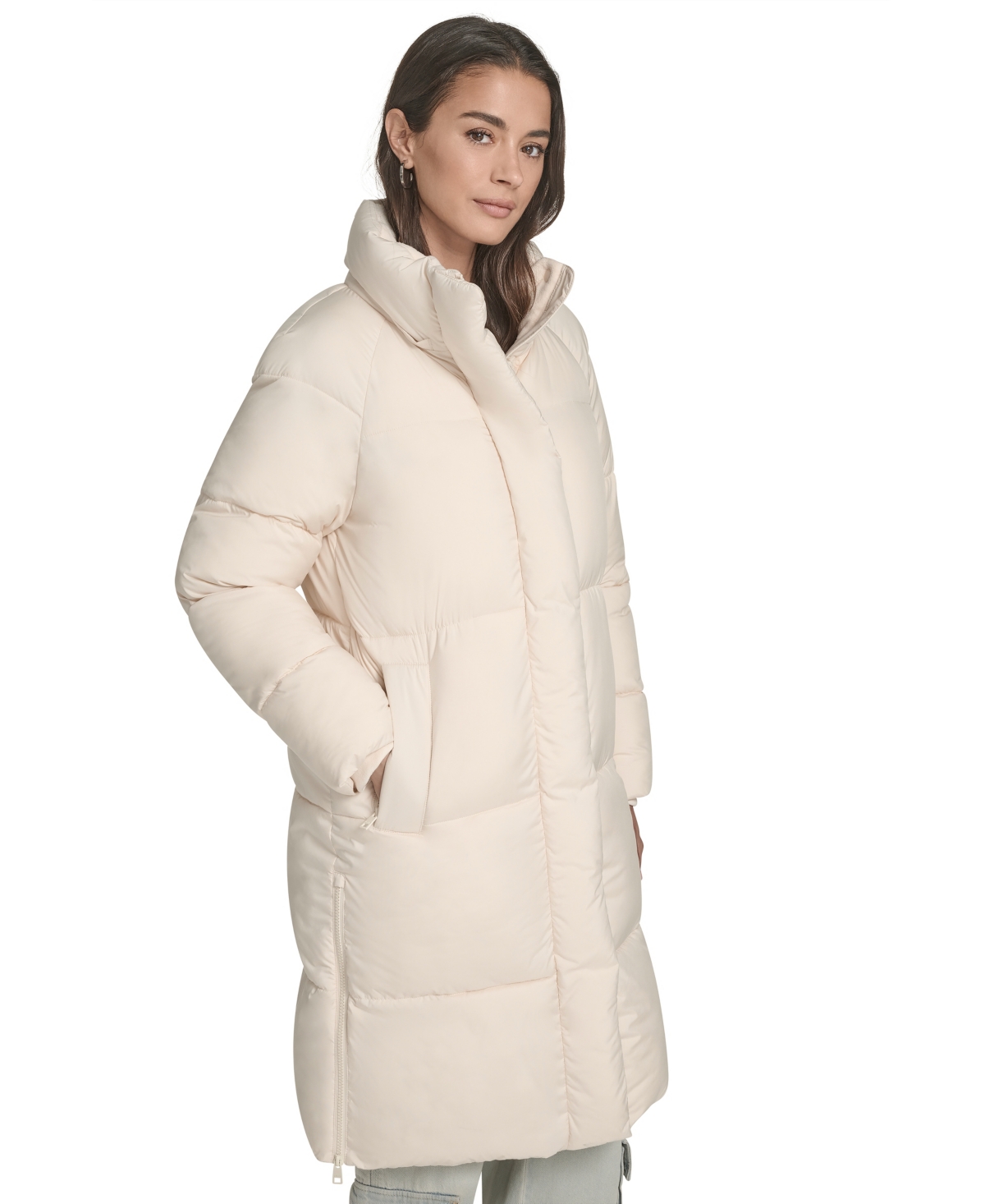 Levi's Women's Regular Mid-length Puffer Jacket In White