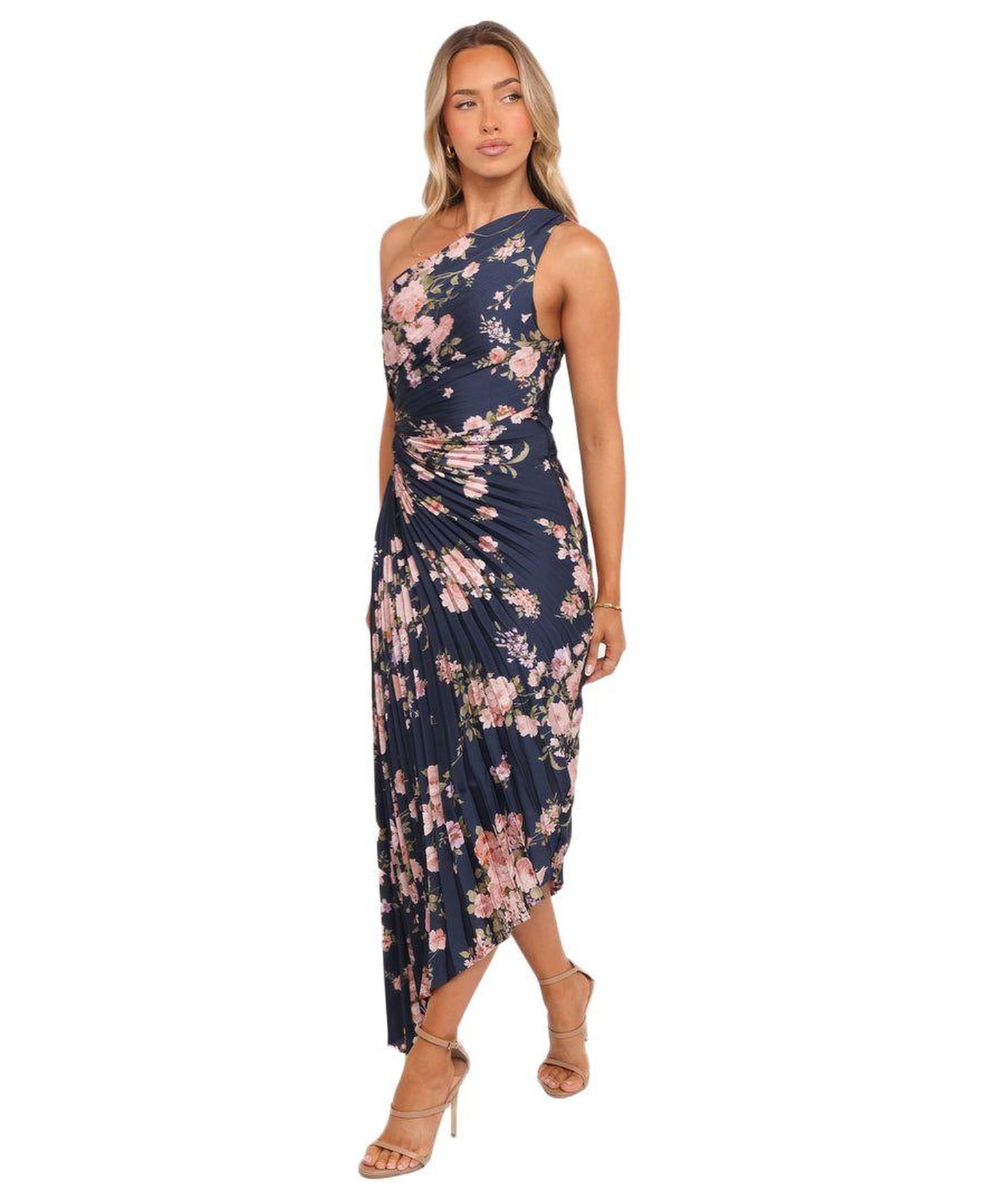Женское платье Petal and Pup Kleo One Shoulder Maxi - Navy Floral, цвет: Синий — фото 2