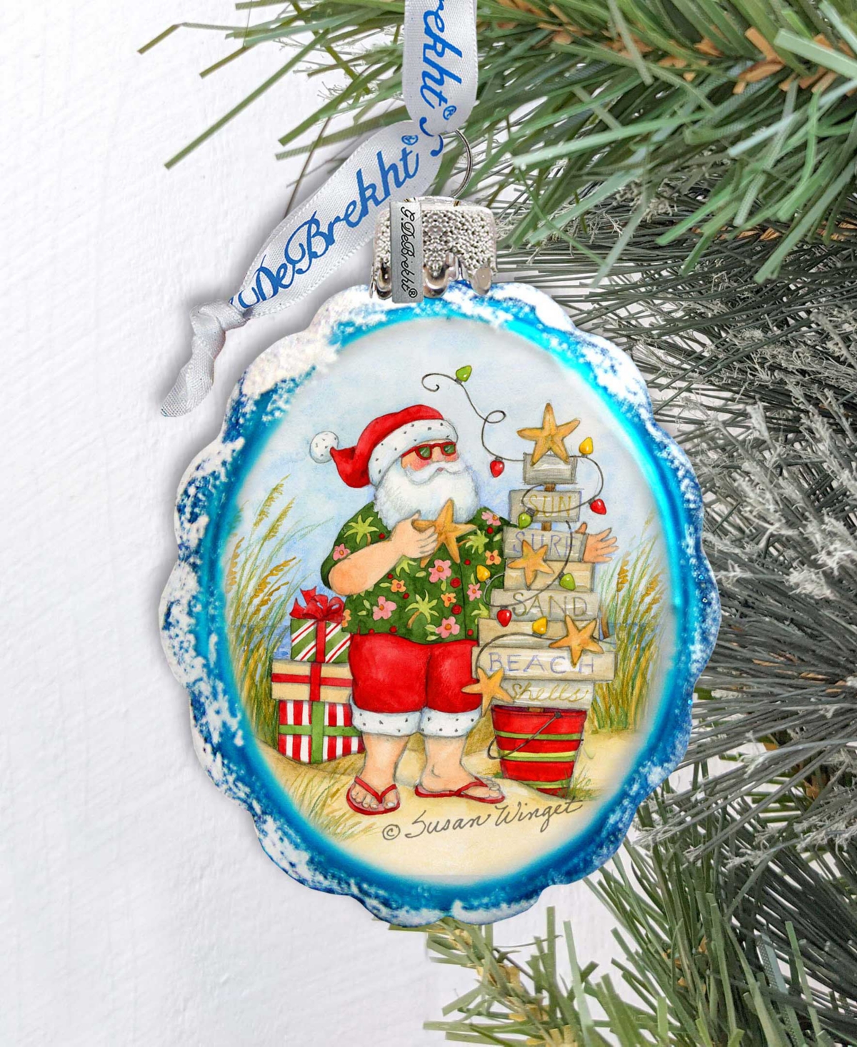 Designocracy Santa With Christmas Tree Glass Ornaments In Multi