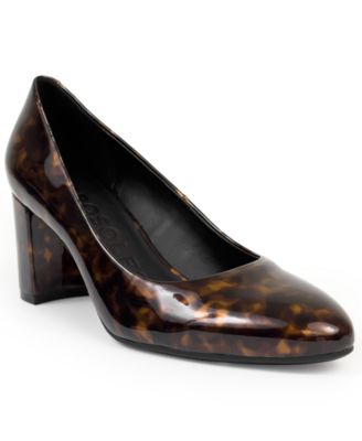 Women's Betsy Pumps