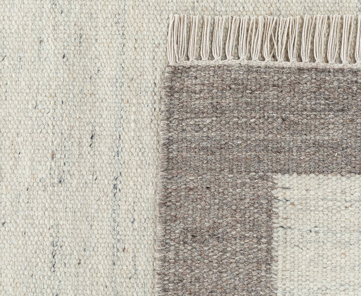 Obeetee Nu Maison Soft Border 3'x5' Area Rug