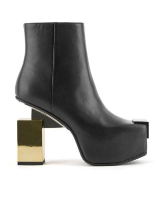 United Nude