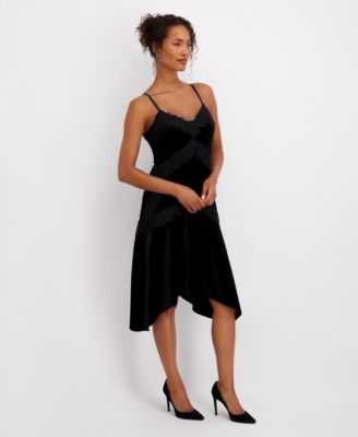 Women's Sleeveless V-Neck Dress