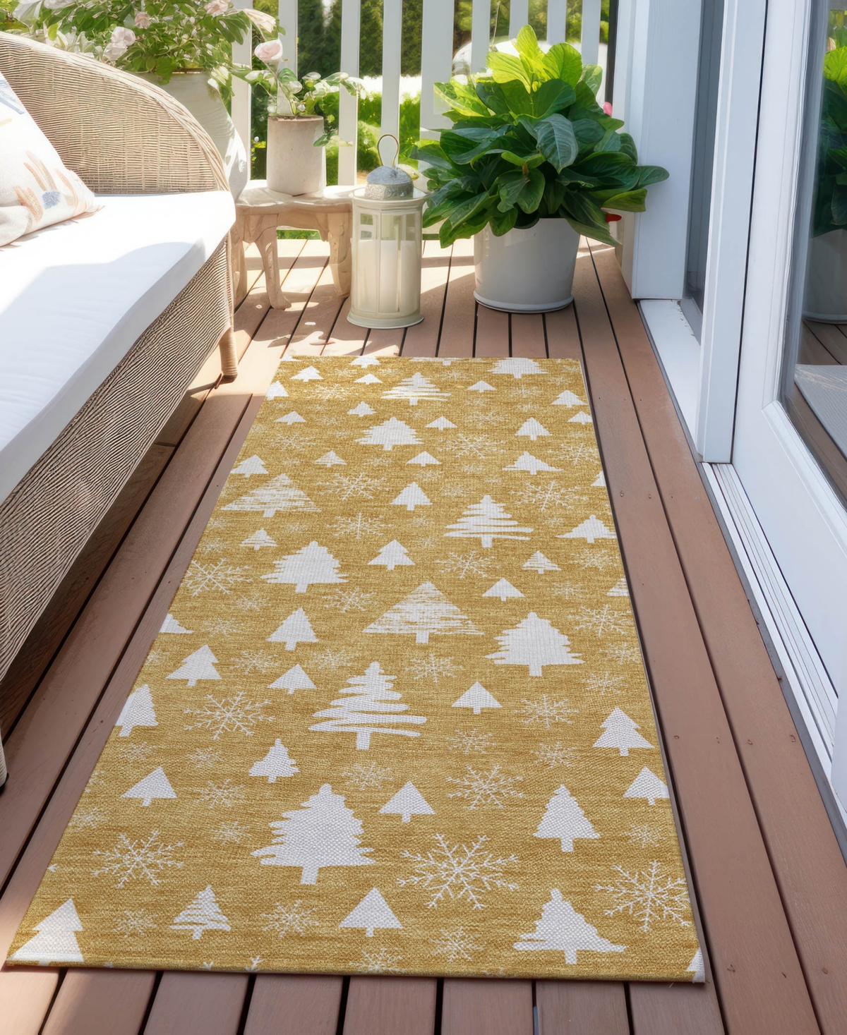 Addison Holiday Washable Indoor/outdoor Acn1815 2'3"x7'6" Runner Area Rug In Gold