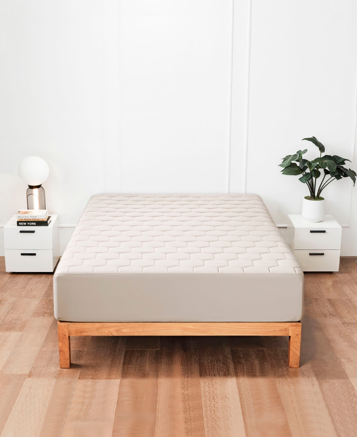 Nestl Quilted Hypoallergenic Waterproof Mattress Pad Cover