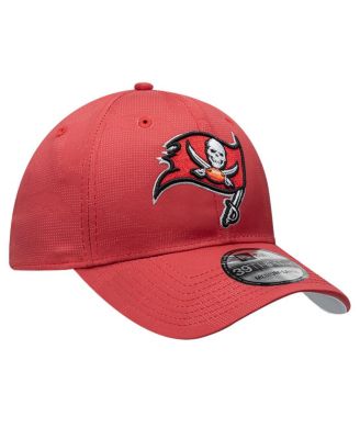 Men's&nbsp;Red Tampa Bay Buccaneers Tonal Camo 39THIRTY Stretch Fit Hat