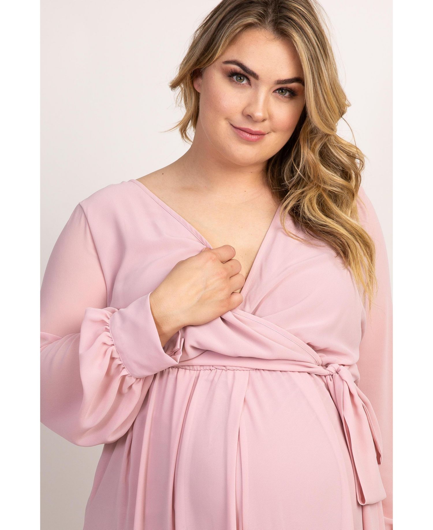 Women's Light Pink Chiffon Long Sleeve Pleated Maxi Dress