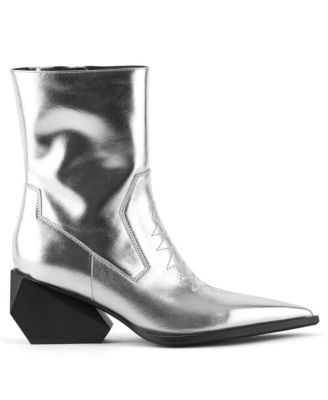 United Nude