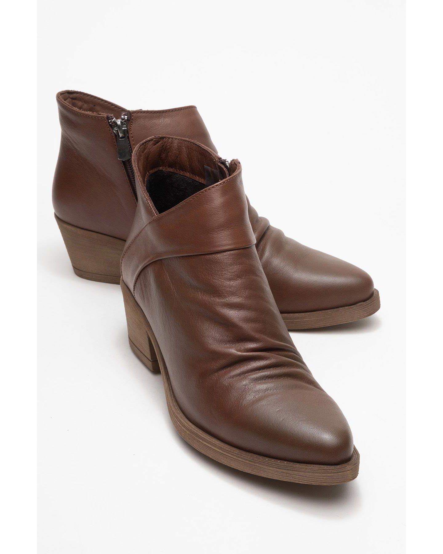 Женские ботинки Forever & Always Shoes Rule Leather Chunky Boot, цвет: Коричневый кожаный — фото 5