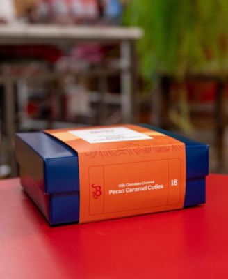 Pecan Caramel Cutes Dark Chocolate, 18 Pieces