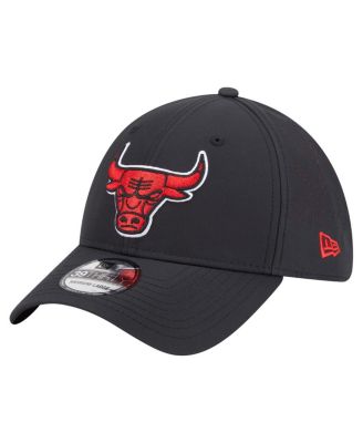 New Era - Men's Black Chicago Bulls Night 39THIRTY Flex Hat
