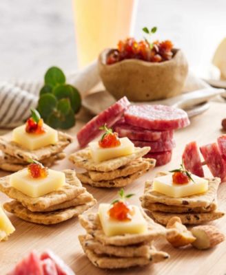 Holiday Deluxe Hearthside Gift Basket, 27-Pc.