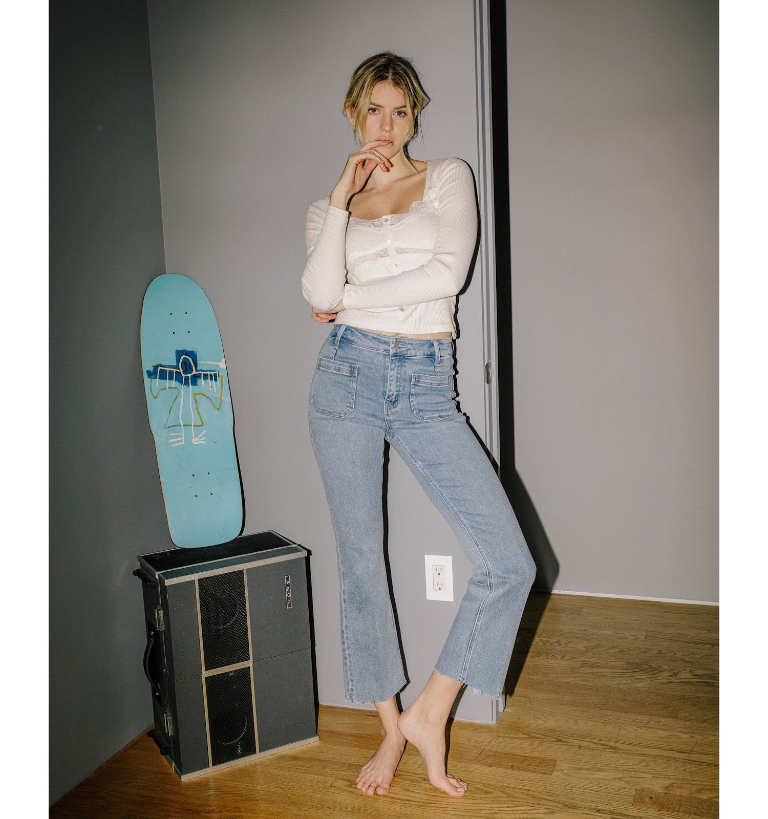 Women's High Rise Crop Flare Jeans