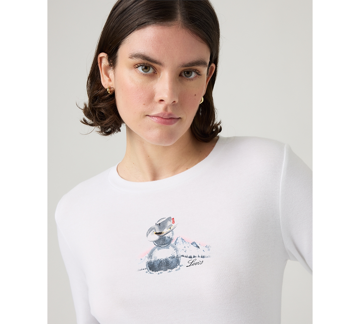 Levi's Women's Graphic Essential Long Sleeve T-shirt In White
