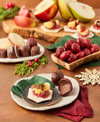 Holiday Founders Favorites Gift Box, 18 Piece