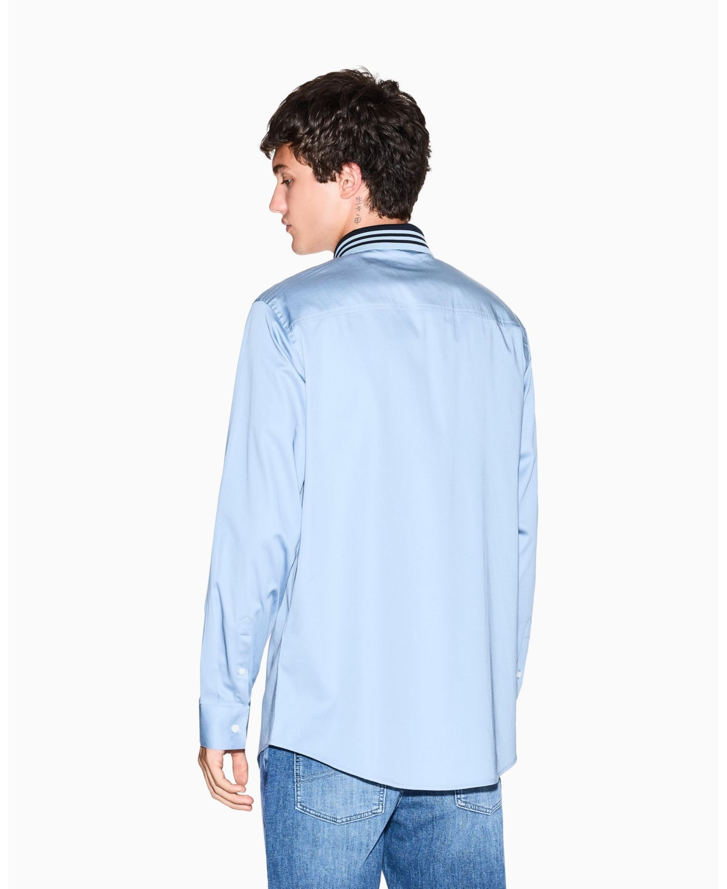 Мужская рубашка A|X Armani Exchange Collar Tipping Woven Dress Shirt, цвет: Выцветший джинсовый синий — фото 2