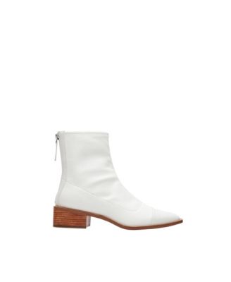 VENATA Women's Mod Pointy Toe Stacked Heel Booties