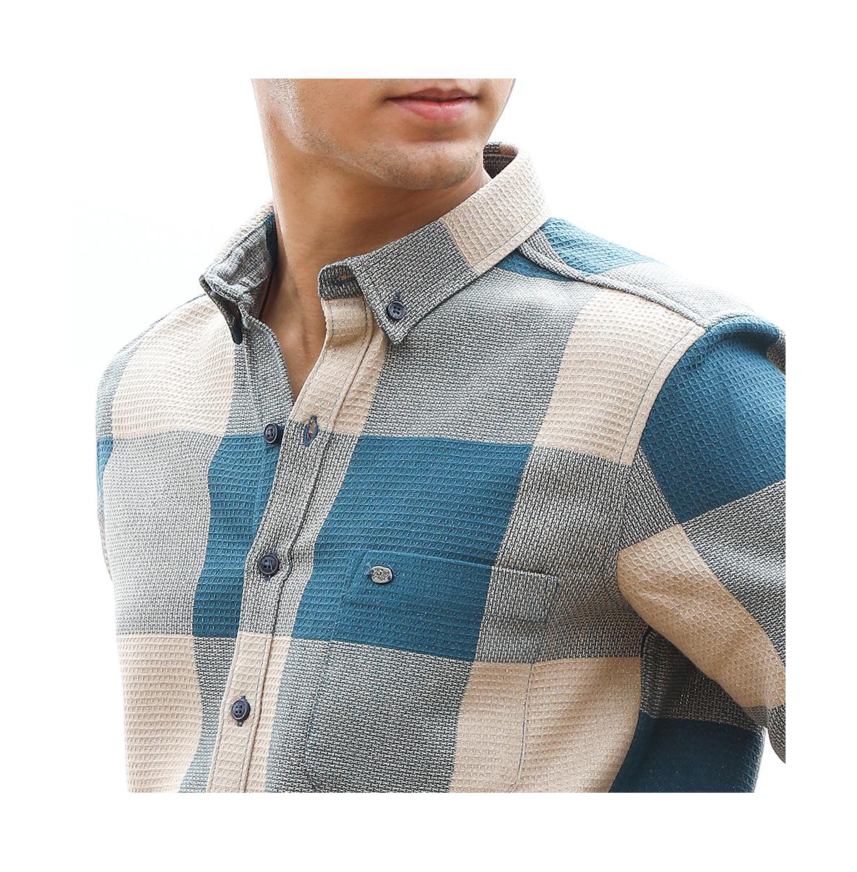 Campus Sutra Men's Azure Blue & Off-White Buffalo-Woven Regular Shirt
