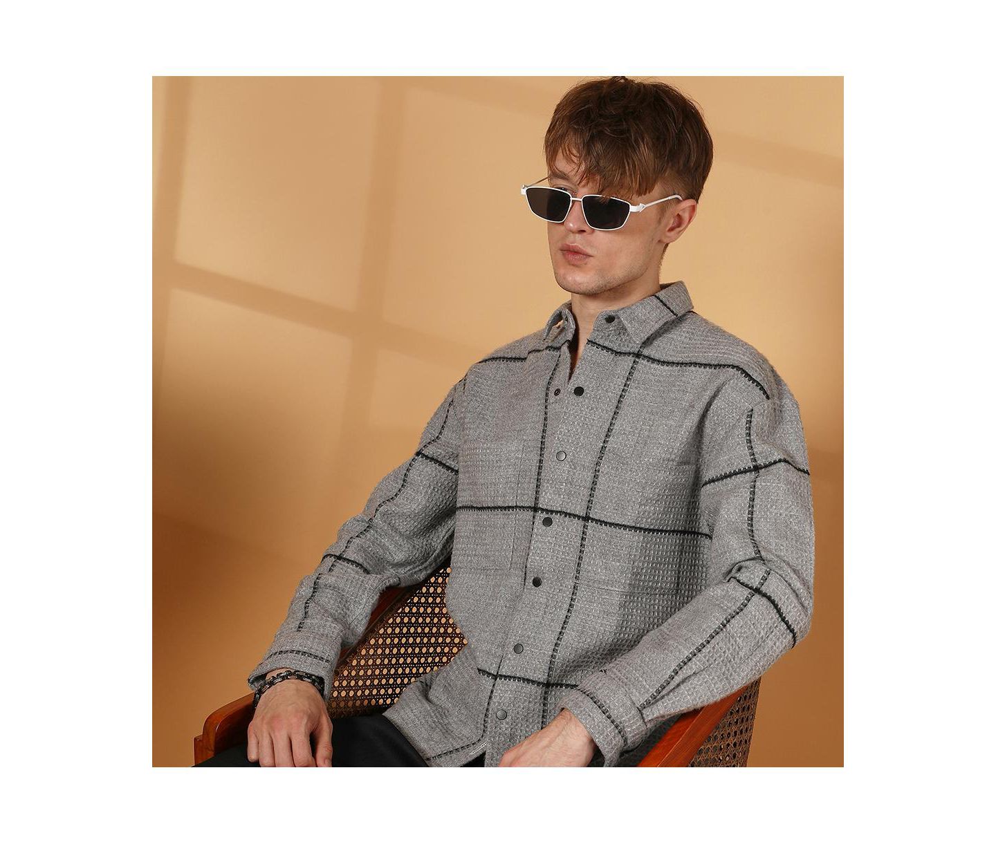 Мужская рубашка Cahoot Campus Sutra Moon Grey Graph-Check Waffle Overshirt, цвет: Серый — фото 2