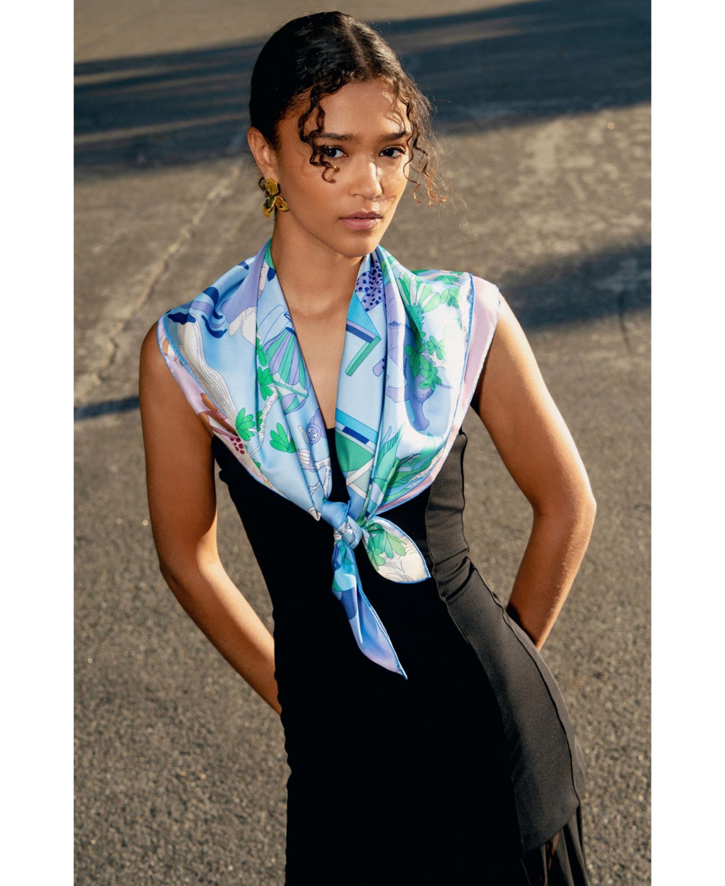 Женский шарф Jessie Zhao New York Double Sided Silk Scarf Jungle Party, цвет: Синий — фото 6